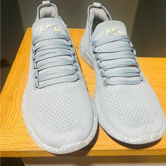 APL Gymshoe - Picture 3 of 6